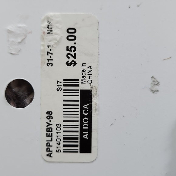 A gold tone Aldo chocker set of 3 with the original packaging - Picture 5 of 5